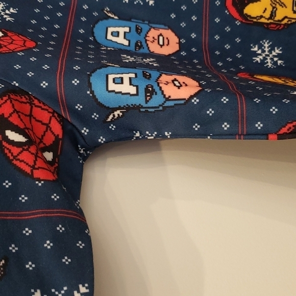 Marvel Comics Avengers Festive Ugly Holiday Sweater Shirt Hulk Spiderman Large - Picture 4 of 9